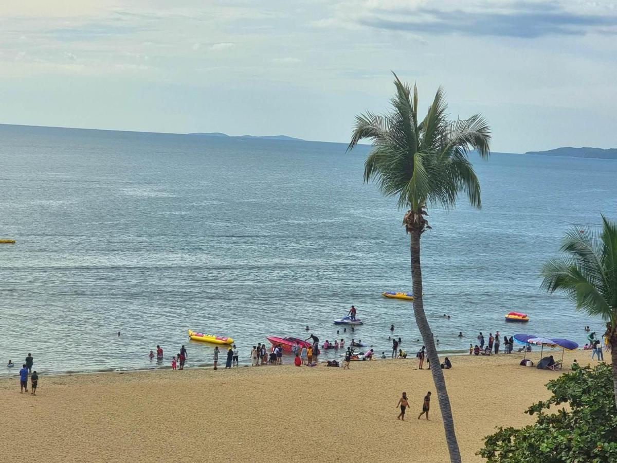 Happy Jomtien - Beachfront 外观 照片